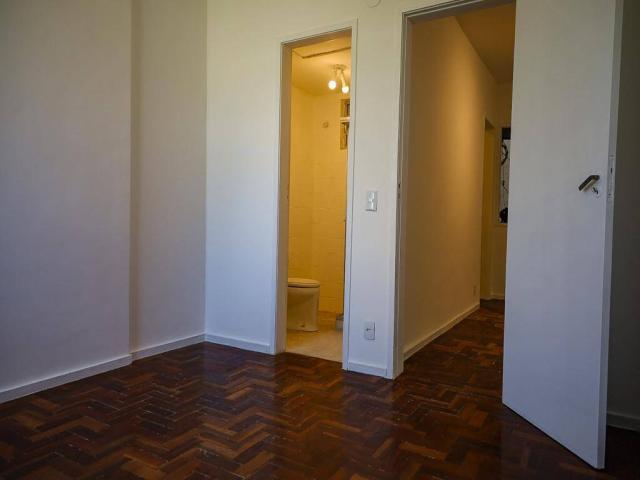 #32 - Apartamento para Venda em Rio de Janeiro - RJ